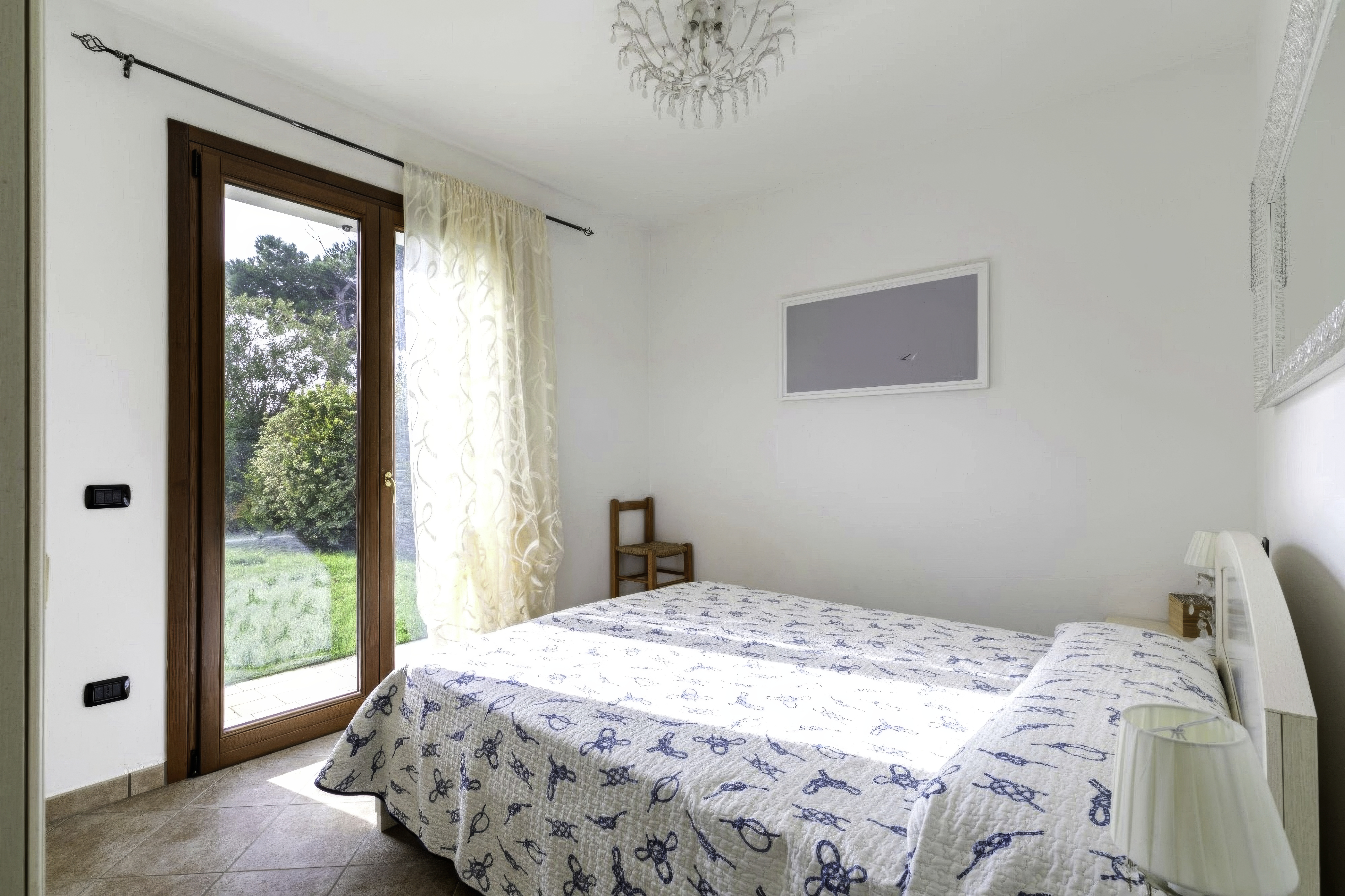 Villa Albarella bedroom 2